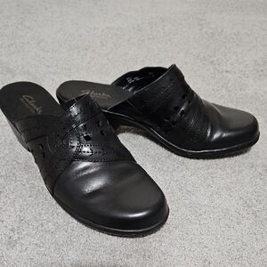 Clarks Mules